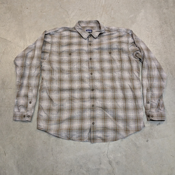 Patagonia Other - Patagonia Organic Cotton Long Sleeve Button Up Shirt Men's XL Plaid Earth Tones